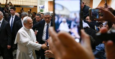 Папа Лев XIV в социальных сетях: голос Церкви для мира