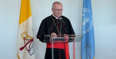 Паролин в ООН: Лев XIV призывает к дипломатии встречи