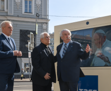 В Москве открылась фотовыставка ТАСС, посвященная Папе Римскому Франциску