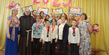 «Последний звонок» прозвенел в Католической школе францисканцев (+ ФОТО)
