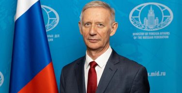 Путин наградил посла России в Ватикане орденом Александра Невского