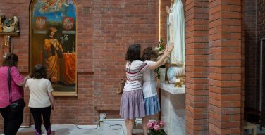 В Кафедральном соборе прошёл концерт-экскурсия для детей, подростков и молодых людей с глубоким нарушением зрения (+ ФОТО)