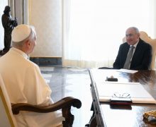 Папа встретился с премьер-министром Армении (+ ФОТО)