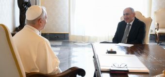 Папа встретился с премьер-министром Армении (+ ФОТО)