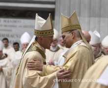 Лев XIV рукоположил первого епископа с начала понтификата (+ ФОТО)