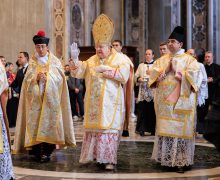 Рим: кардинал Бёрк совершил Тридентскую мессу в базилике св. Петра (+ ФОТО)