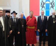 Владыка Иосиф Верт принял участие во встрече религиозных лидеров региона с Губернатором НСО