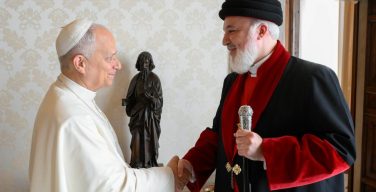 В поисках единства: встреча Льва XIV с Мар Авой III (+ ФОТО)