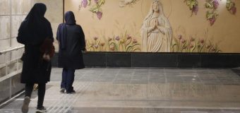 В тегеранском метро появился образ Богородицы