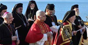 Экуменический молебен в Никее у раскопок базилики св. Неофита 28 ноября 2025 года (+ ФОТО)