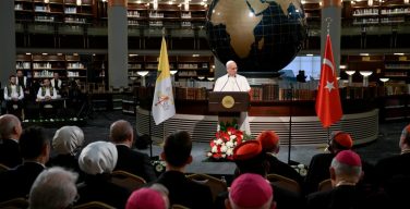 Папа в Национальной библиотеке Анкары: быть народом с великим прошлым – это дар и ответственность (+ ФОТО)