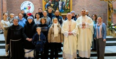 Паломничество в сердце Сибири: благодарность за день единства и надежды