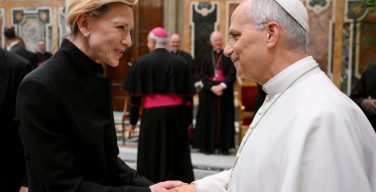 Кинематограф – место встречи, поиска смысла и надежды. Аудиенция Папы деятелям кино (+ ФОТО)