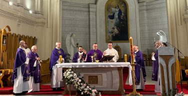 В Петербурге помянули усопших преподавателей, воспитанников и благотворителей семинарии