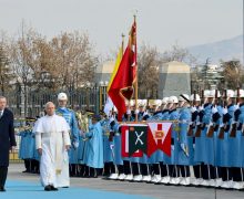 Папа прибыл в столицу Турецкой Республики