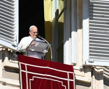 «Церковь – не камни, а Тело Христа». Слово Папы Льва XIV перед молитвой Angelus 9 ноября 2025 года, Ватикан, площадь Св. Петра