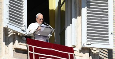 «Церковь – не камни, а Тело Христа». Слово Папы Льва XIV перед молитвой Angelus 9 ноября 2025 года, Ватикан, площадь Св. Петра