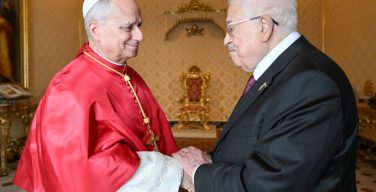 Папа Лев XIV встретился с президентом Государства Палестина (+ ФОТО)