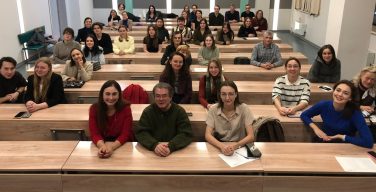 В НГУ прошли открытые лекции о культуре Средневековья и истоках итальянской литературной традиции