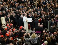 Папа вручил премию Ратцингера всемирно известному дирижёру (+ ФОТО)