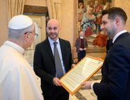 Папа Римский напомнил депутатам Европарламента о важности духовных корней Европы