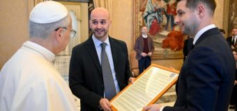 Папа Римский напомнил депутатам Европарламента о важности духовных корней Европы