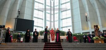 Встреча Папы в базилике святилища Марии на горе Харисса с католической общиной страны (+ ФОТО)