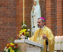 ПРЕОСВЯЩЕННОМУ ВЛАДЫКЕ ШТЕФАНУ ЛИПКЕ — 50 ЛЕТ!