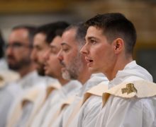 Обнародовано апостольское послание Папы Льва XIV о священниках