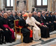 Папа: христианская археология – путь к миру и единству