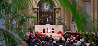 Лев XIV напомнил Римской Курии о миссионерском смысле Рождества (+ ФОТО)