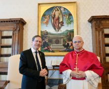 Состоялся телефонный разговор между Папой и президентом Израиля