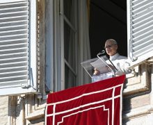 «Иисус приходит, чтобы разделить нашу усталость». Слово Папы перед молитвой Angelus 18 января 2026 года, площадь Св. Петра