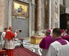 Запечатаны Святые врата Ватиканской базилики