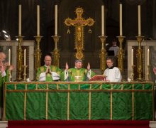 Треть католических священников Англии – женатые: они перешли в католичество из англиканства