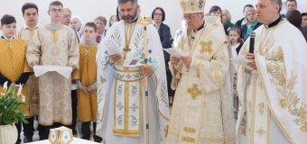 В Нижневартовске Владыка Иосиф Верт освятил новопостроенный католический храм (+ ФОТО)