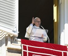 «Великий пост создаёт шедевр нашей жизни». Слово Папы перед молитвой Angelus 22 февраля 2026 года, площадь Святого Петра