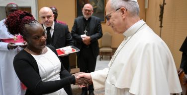 Папа призвал созидать братство с верующими других религий