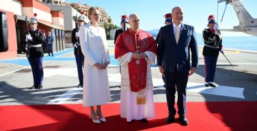 Папа Римский Лев XIV прибыл в Княжество Монако (+ ФОТО)