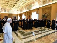 Монашеская жизнь – школа братского служения. Папа встретился с тремя бенедиктинскими общинами (+ ФОТО)