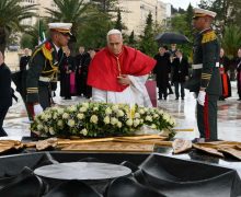 Лев XIV начал свой визит в Алжир с чествования мучеников (+ ФОТО)