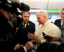 «Слово ранит глубоко»: Лев XIV не испугался Трампа