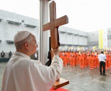 Папа посетил экваторогвинейскую тюрьму в Бате (+ ФОТО)