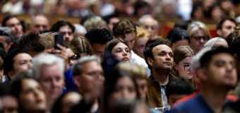 «Остановитесь!». Воззвание Папы на молебне о мире 11 апреля 2026 года