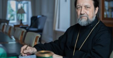 В РПЦ призвали признать дипломы духовных вузов советской эпохи