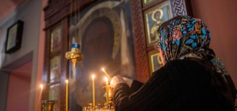 Доля православных верующих в России снизилась в 1,2 раза за 15 лет