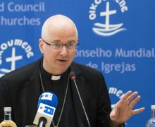 Швейцарский епископ предостерегает от духовного давления на новообращенных