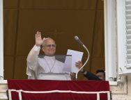 Слово Папы Льва XIV перед чтением молитвы «Царица Небесная» в шестое воскресенье Пасхи. 10 мая 2026 г., площадь Святого Петра