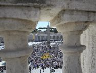 Папа почтил память журналистов, ставших жертвами войн и насилия