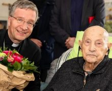 Скончался старейший католический священник в мире